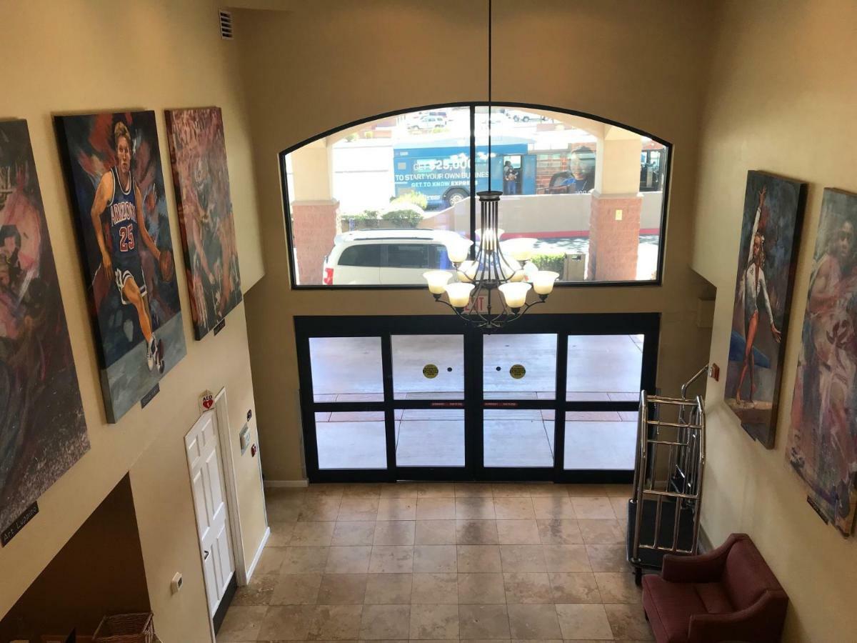 Hilton Vacation Club Varsity Club Tucson Bagian luar foto