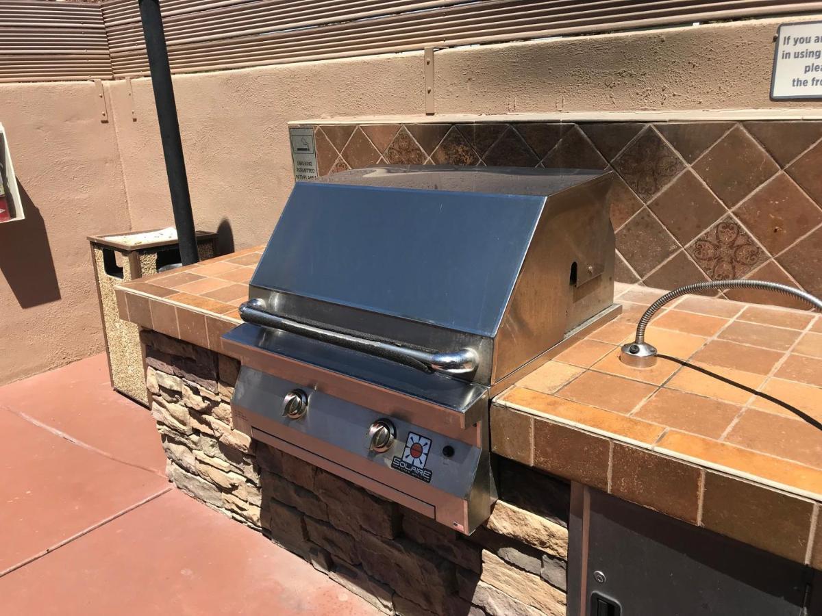Hilton Vacation Club Varsity Club Tucson Bagian luar foto