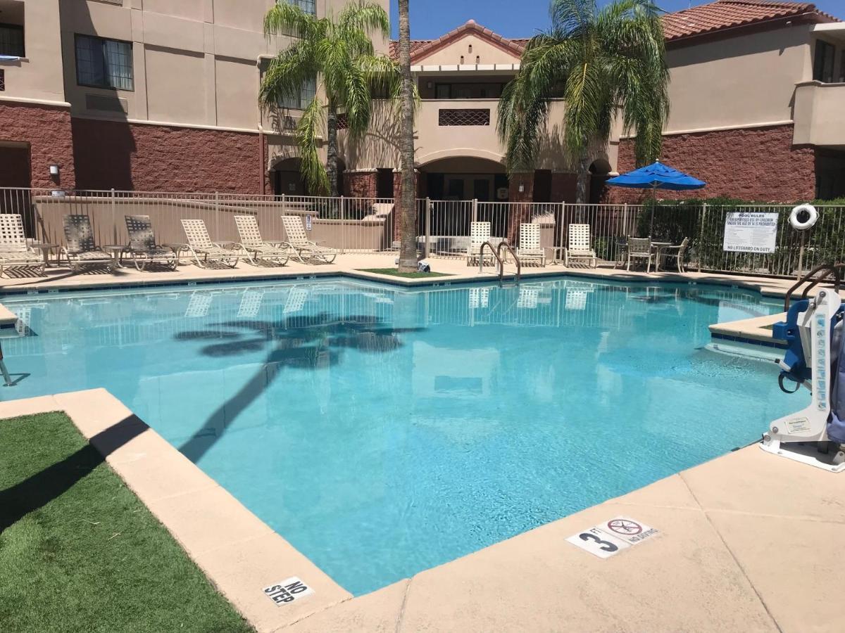 Hilton Vacation Club Varsity Club Tucson Hotel Bagian luar foto